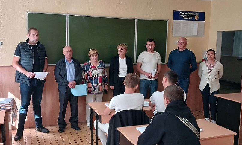 Інструктаж по проходженню виробничої   технологічної практики для студентів спеціальності 193 «Геодезія та землеустрій»